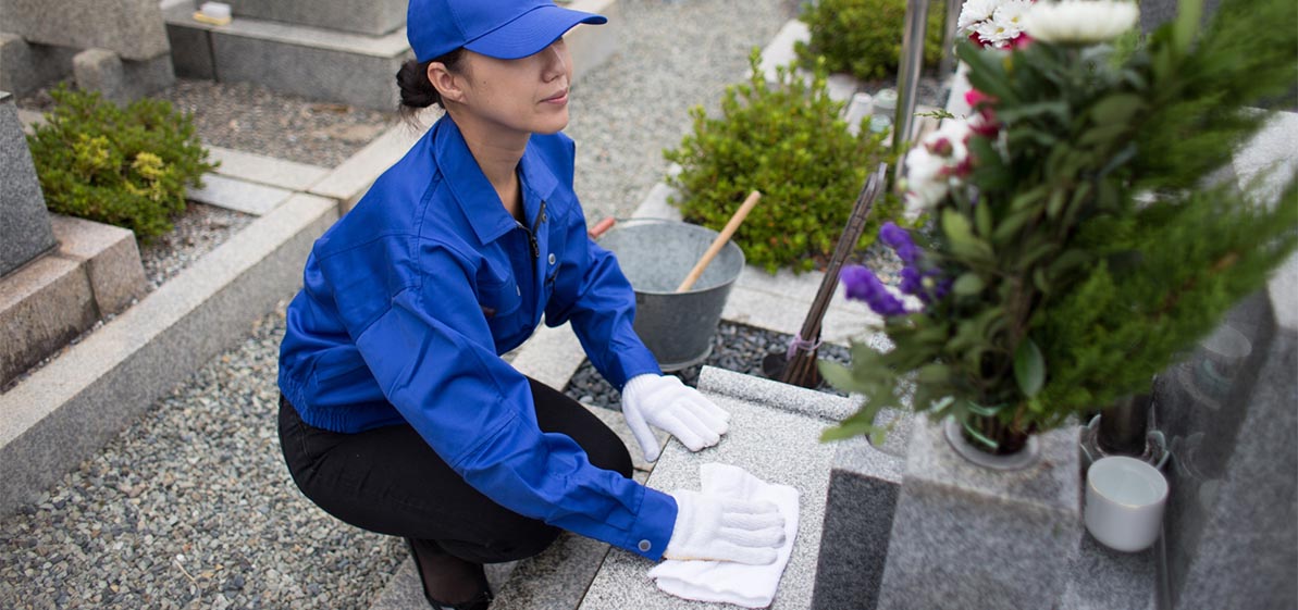 岩﨑石材工業　墓地販売・墓石工事・お墓の掃除・お墓のクリーニング