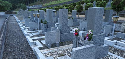 岩﨑石材工業　墓地販売・墓石工事・お墓の掃除・お墓のクリーニング